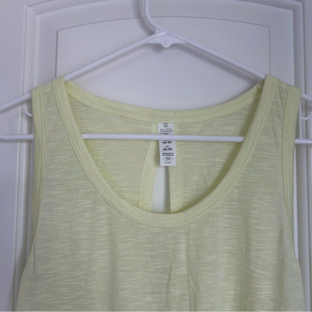 Balance Collection Women’s Split Back Young Wheat Yellow Tank NWT - Size L - Picture 3 of 7